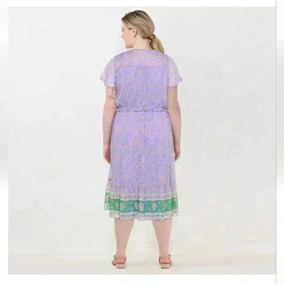 LC Lauren Conrad Flutter Sleeve Faux-Wrap Midi Dress Purple Floral Plus Size 4X - Picture 2 of 10